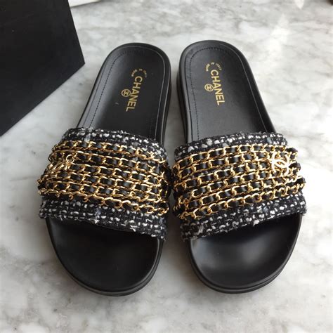 chanel slippers zwart